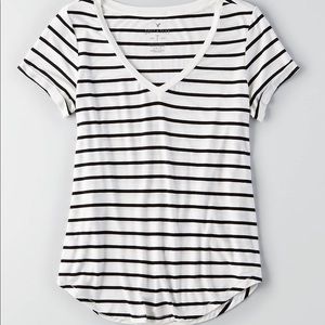 American Eagle striped v neck top